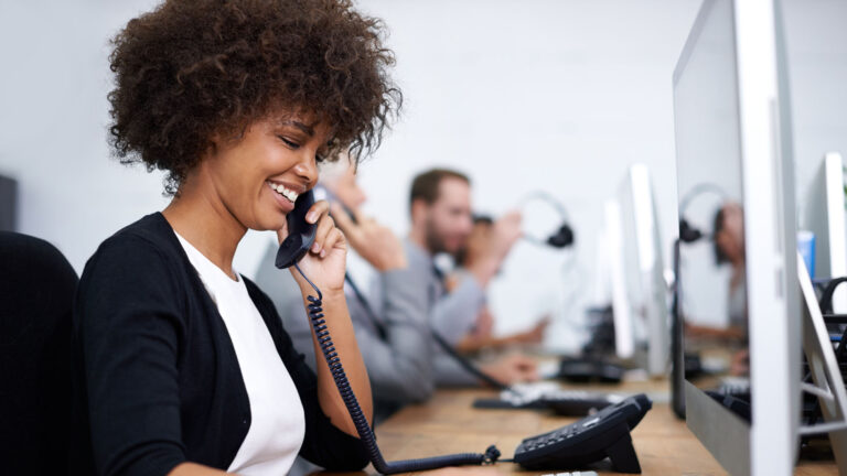 Top VoIP Providers of 206: A Comprehensive Review for Businesses (from software-lists)