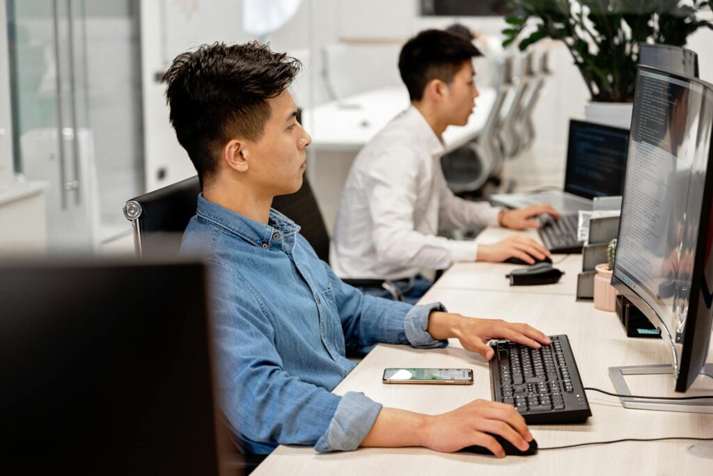 Why Data-Driven Companies Outperform Traditional Businesses (from business)