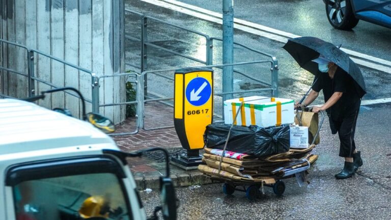 Hong Kong Broadens Welfare Approach Beyond Poverty Line to Include Carers (from news)