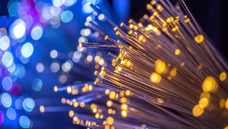 Southeast University Unveils Jiangsu’s First AI-Powered 10 Gbps All-Optical Campus Network (from news)