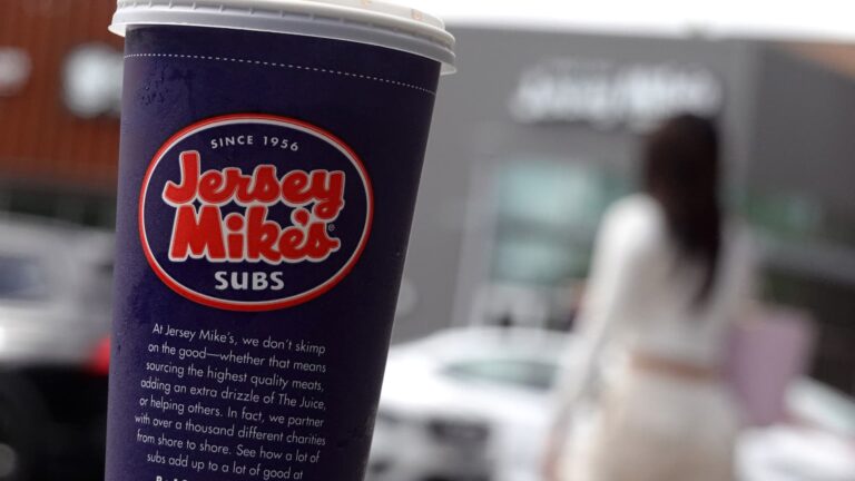 Jersey Mike’s Files for IPO Amid Robust Sales Growth (from news)