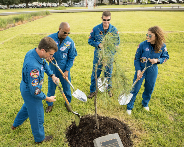 Artemis II Crew Connects Lunar Legacy with Future Missions at Apollo 14 Moon Tree (from news)