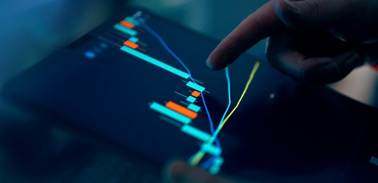 Trading Firms Secure Faster Truth Social Feed for Up to $100,000 Monthly. Major quantitative trading firms and Bloomberg agreed to pay up to 100,000 USD per month for direct API feeds granting f